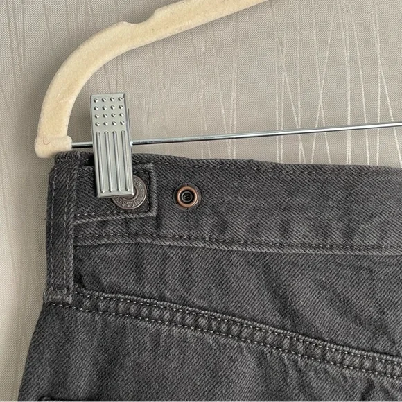 Levi’s Women’s High Rise Cinch Baggy Jeans - Black Wash Size 28 X 31 NWT - Picture 13 of 16